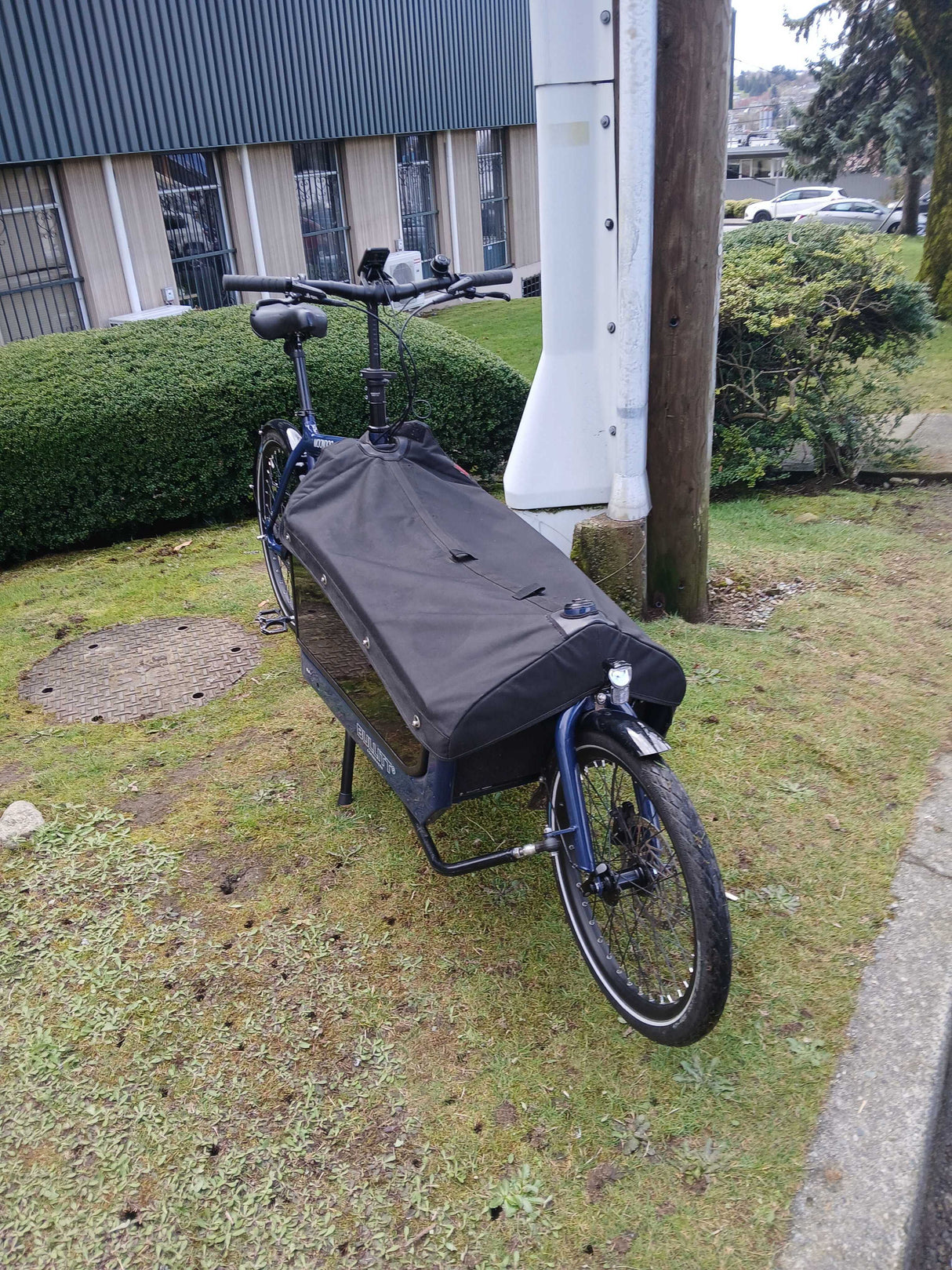 E-Bullitt Shimano Steps E6100 Electric Cargo Bike – Refurbished – Gates Belt Drive