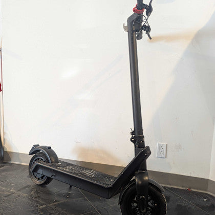 X9 Electric Scooter – Refurbished – Lightweight Commuter